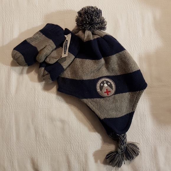 Old Navy hat & mitten set medium small kids - Picture 1 of 4
